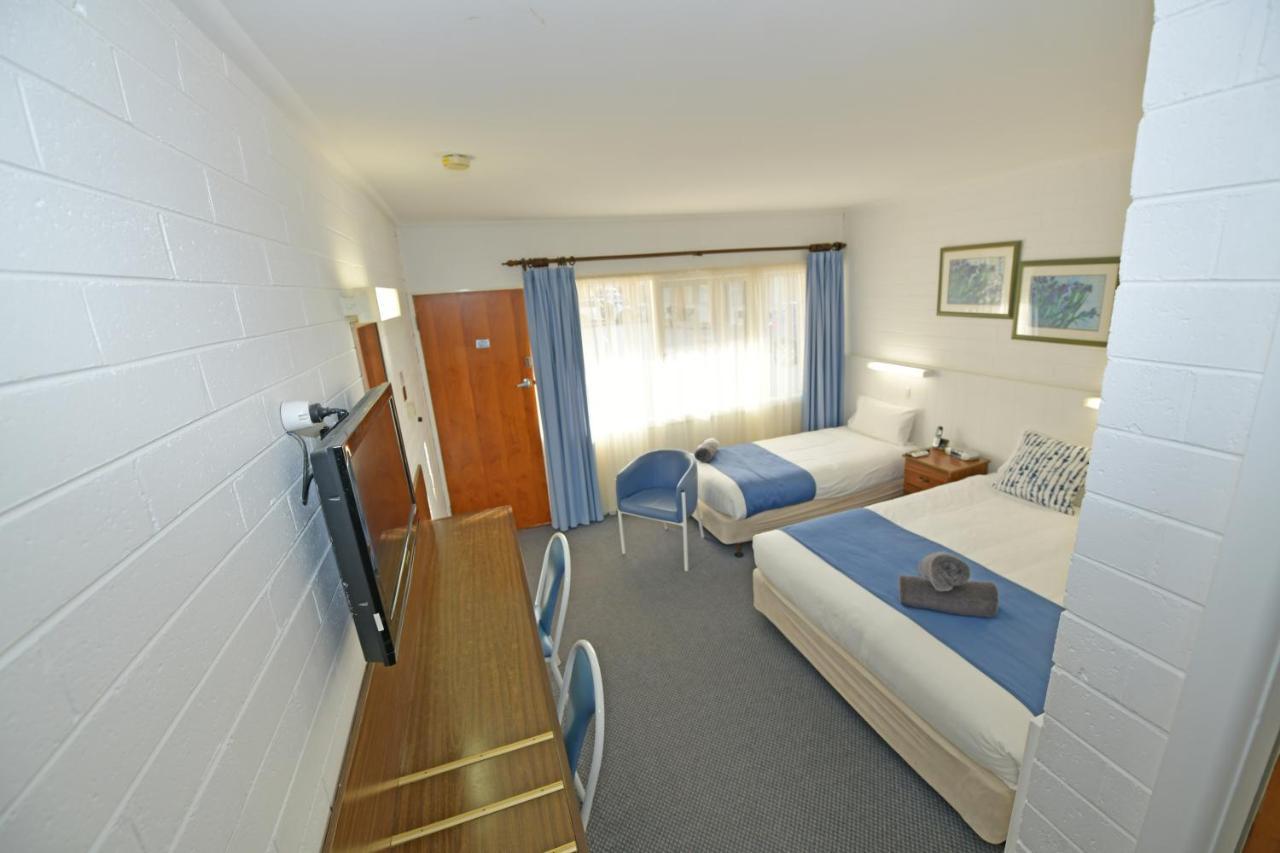 Sturt Motel Balranald Bagian luar foto